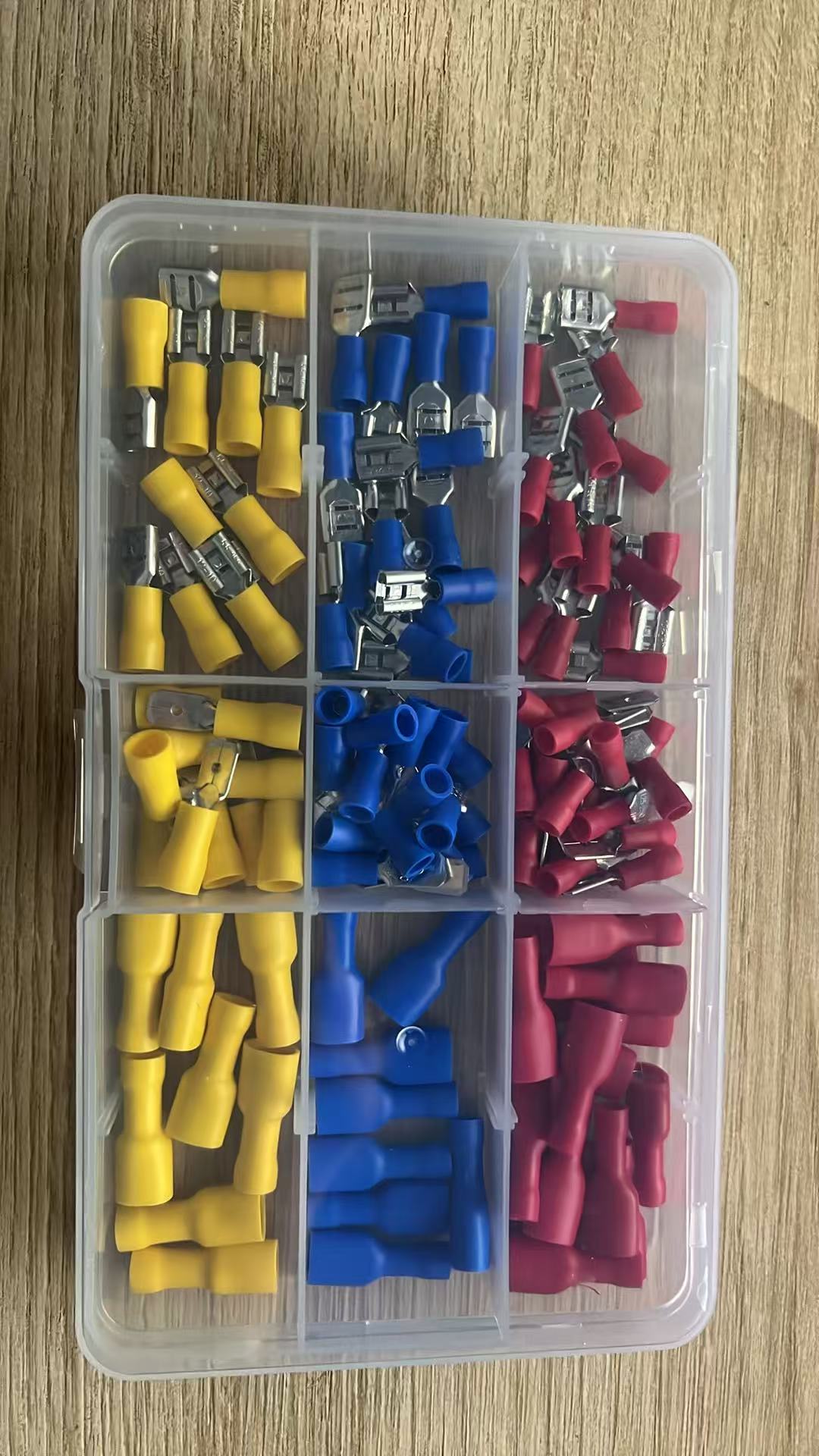 122PCS Insulated Wire Crimp Terminal Kit Female Spade Connectors 6.3mm Red Blue yellow