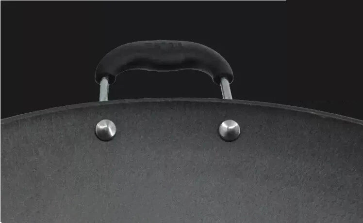 Cast iron Wok THICK Double Hand Hammered kithchen with wooden handle