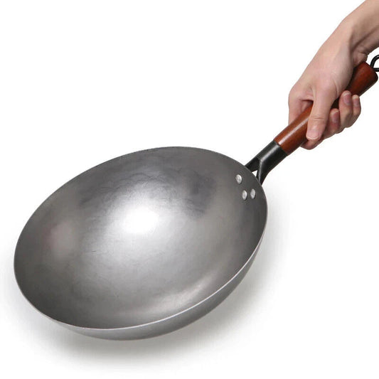 Traditional Hand Hammered Carbon Steel Wok – Wooden Handle 32cm to 40cm